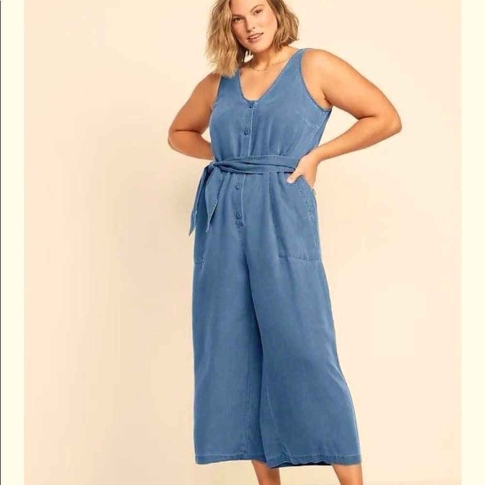 Old Navy V-Neck Sleeveless Denim Blue Wide Leg Pantsuit Jumpsuit w/ Belt - Large